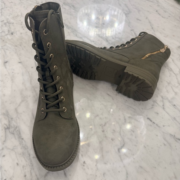 EXCELLENT GBG Los Angeles Olive Green Women's Lace Up Combat Boots Size 9.5 - Picture 9 of 9